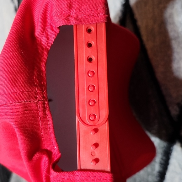 BUDWEISER RED EMBROIDERED SNAP-BACK NWOT CAP HAT - Picture 6 of 12